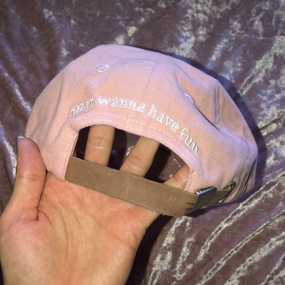 •Girls Baseball Cap• - Picture 2 of 4